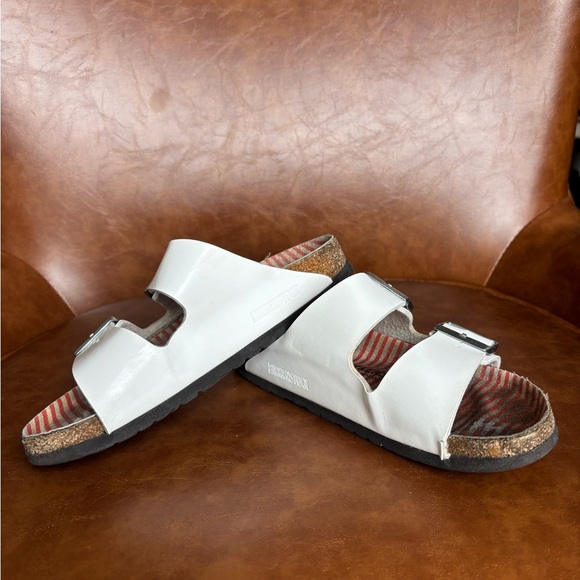 Birkenstock Arizona Patent Leather White Slide Sandals Vacation Preppy size 37 - Picture 3 of 10